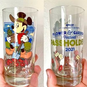 Disney Flower and Garden Festival Epcot Annual Passholder Mickey 2021 Glass